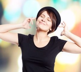 T-Shirts richtig kombinieren – so gelingt das perfekte Outfit! T-Shirts richtig kombinieren – so gelingt das perfekte Outfit!