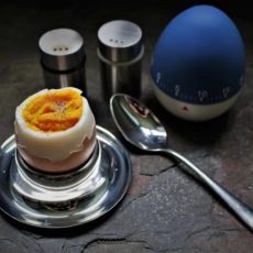 Eier kochen: So gelingt das perfekte Frühstücksei Eier kochen: So gelingt das perfekte Frühstücksei