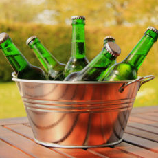 Camping, Grillen, Festival: Bier kalt stellen ohne Strom Camping, Grillen, Festival: Bier kalt stellen ohne Strom